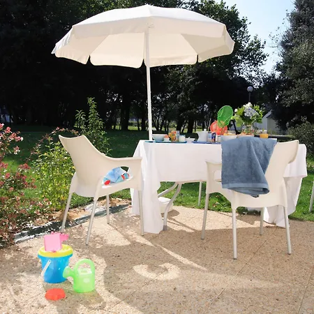 Village Club Goelia Les Voiles Blanches Hotel apartamentowy 3*