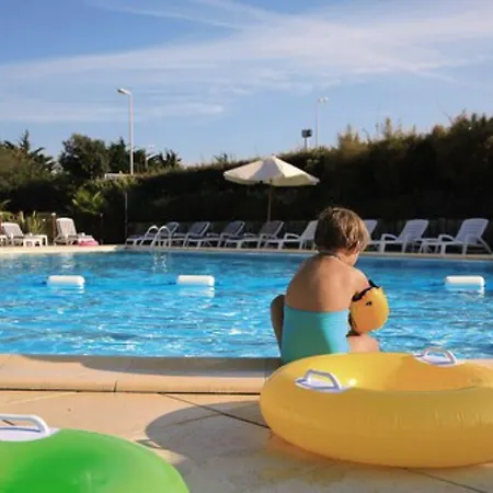 Village Club Goelia Les Voiles Blanches Hotel apartamentowy Batz-sur-Mer
